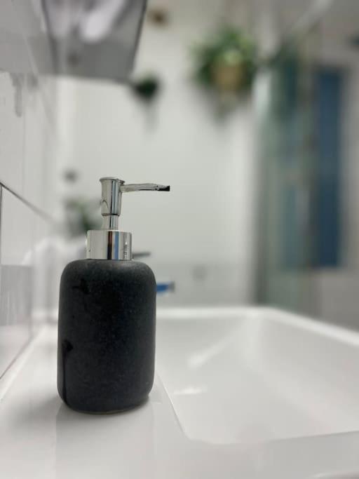 Modern Studio In Barbican Ec1 - Blue - F4 London Luaran gambar